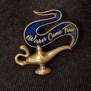 Disney Pin Aladdin Magic Lamp Wishes Come True Live Action 2019 Make a Wish